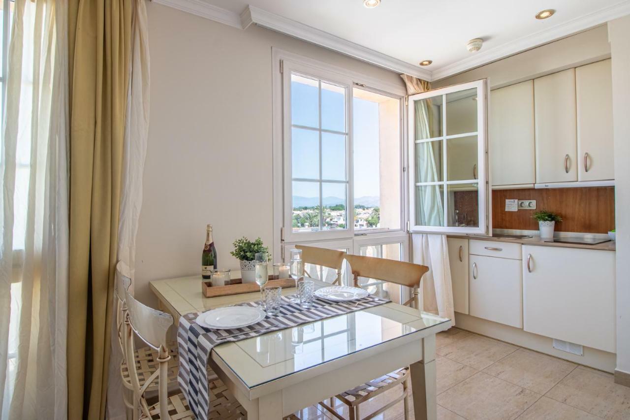 Apartaments Bt Vent De Garbi 艾姆布里亚布拉瓦 外观 照片