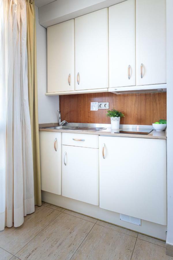 Apartaments Bt Vent De Garbi 艾姆布里亚布拉瓦 外观 照片