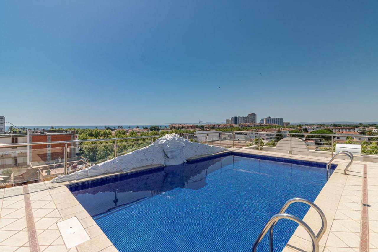 Apartaments Bt Vent De Garbi 艾姆布里亚布拉瓦 外观 照片
